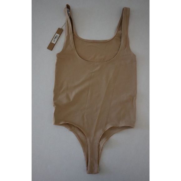 SKIMS Women's Sz XS Clay Soft Smoothing Thong Bodysuit - Picture 2 of 5